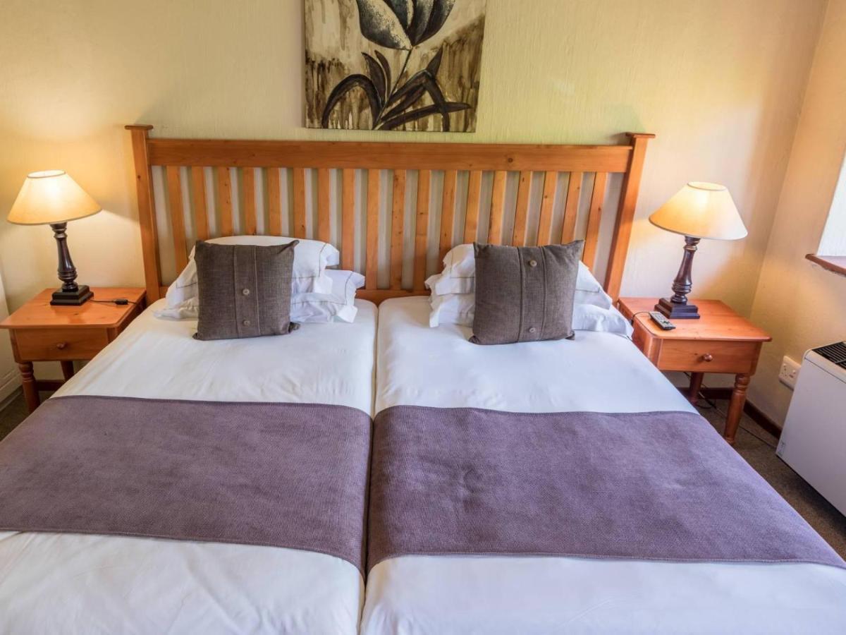 Constantia Hotel And Conference Centre Midrand Buitenkant foto