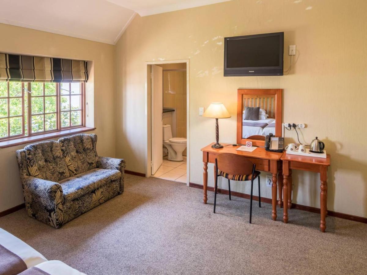 Constantia Hotel And Conference Centre Midrand Buitenkant foto