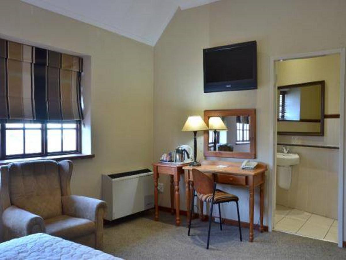 Constantia Hotel And Conference Centre Midrand Buitenkant foto