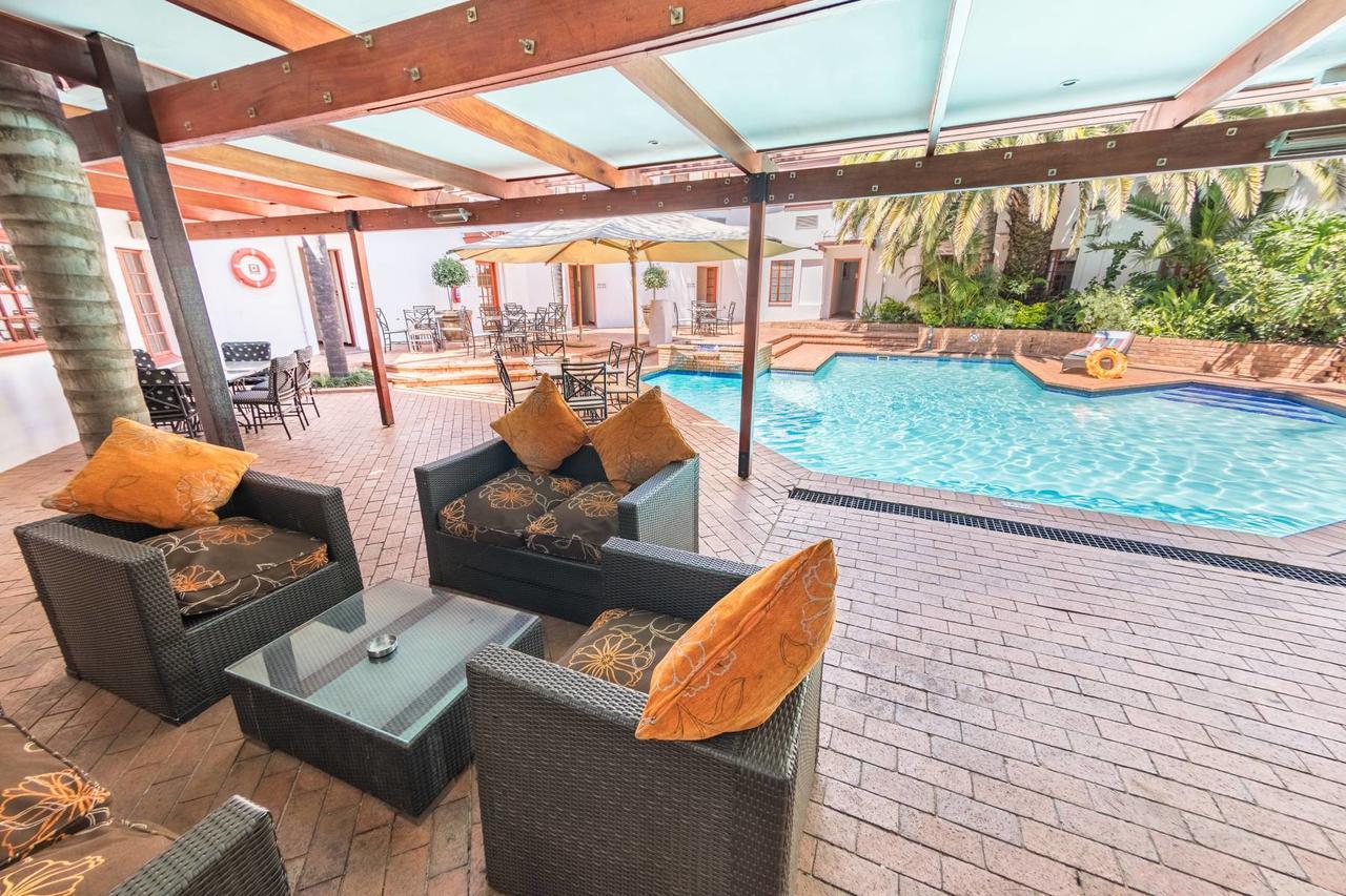 Constantia Hotel And Conference Centre Midrand Buitenkant foto