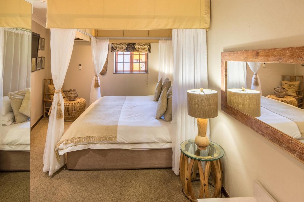 Constantia Hotel And Conference Centre Midrand Buitenkant foto