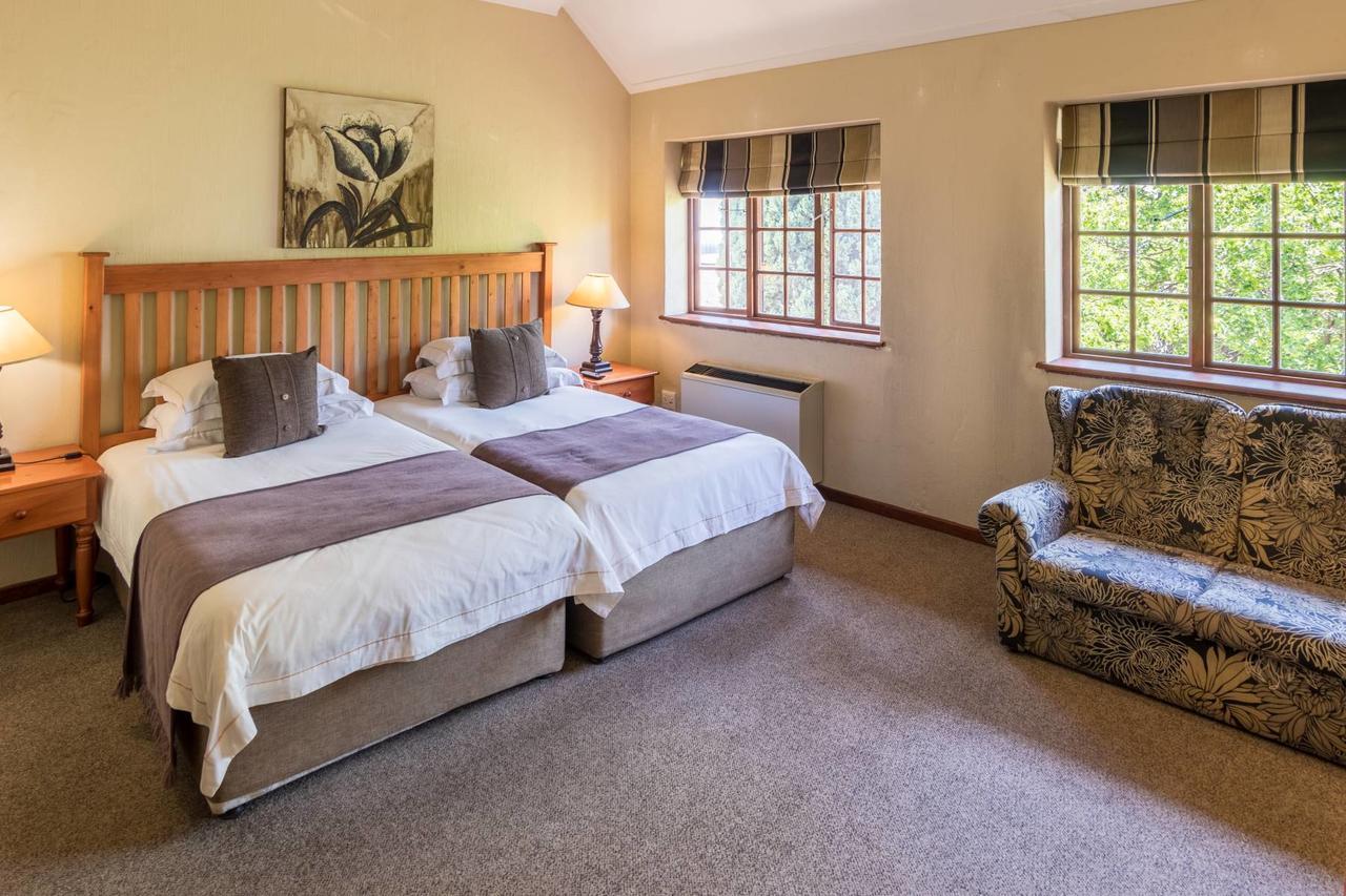 Constantia Hotel And Conference Centre Midrand Buitenkant foto